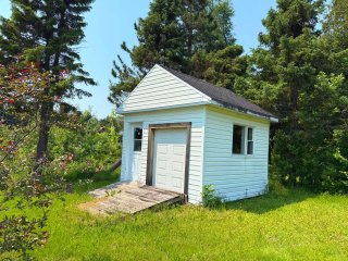 Shed