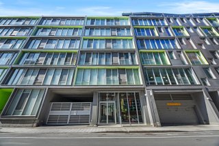 #203 - 80 Rue Prince