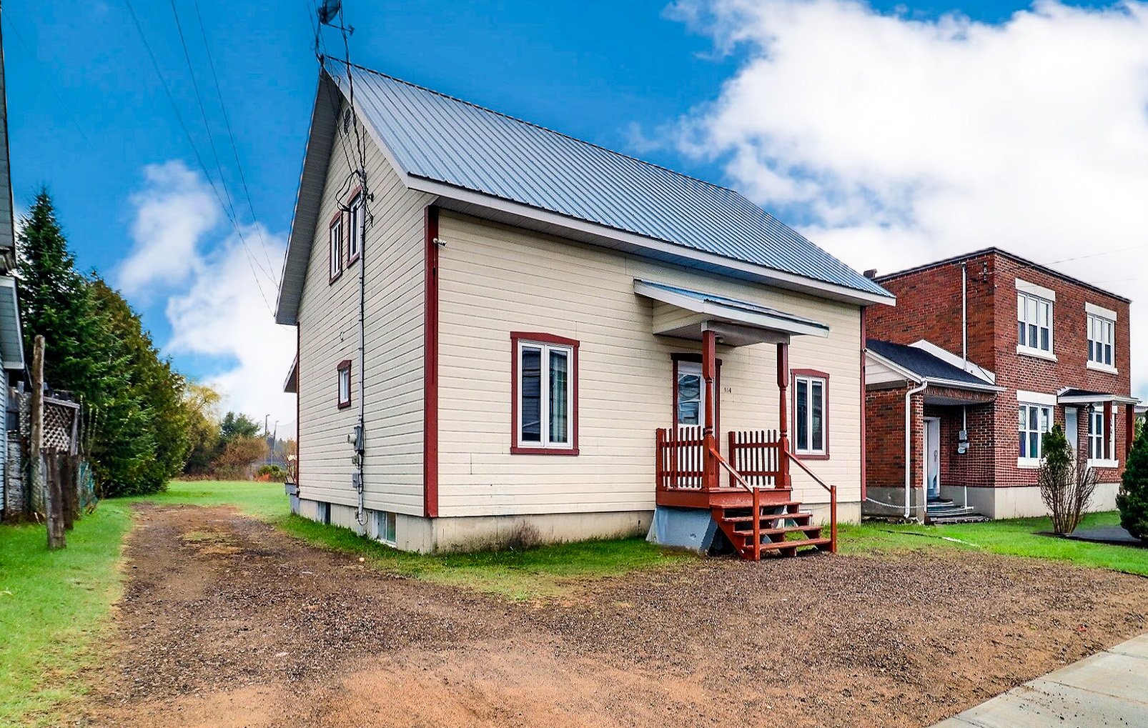 184 Rue Desjardins