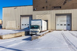 Shipping (door/dock)