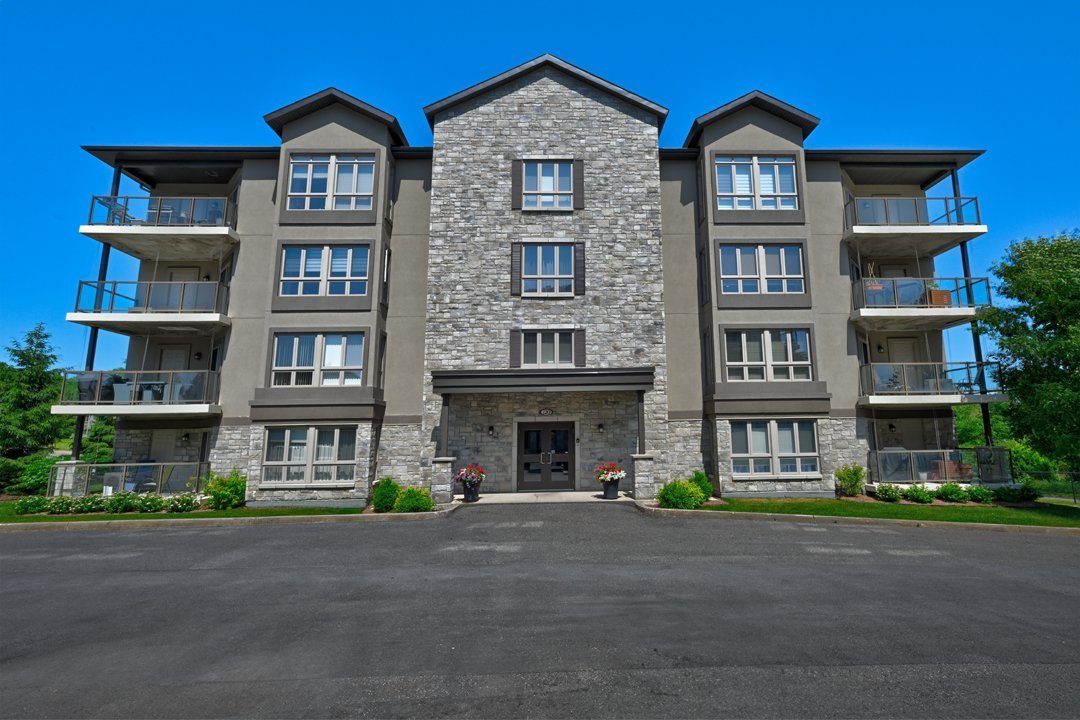 #303 - 120 Rue du Pavillon