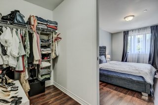 Walk-in closet