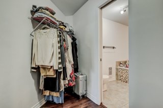 Walk-in closet