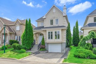 1046 Rue des Tournesols