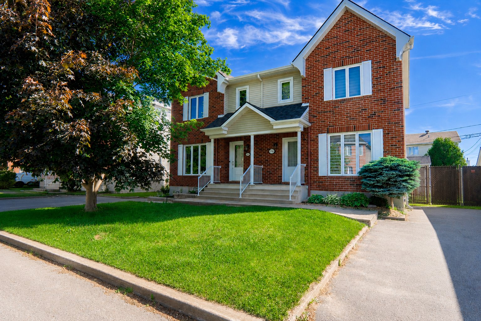 749 Rue J.-Arthur-Berthiaume