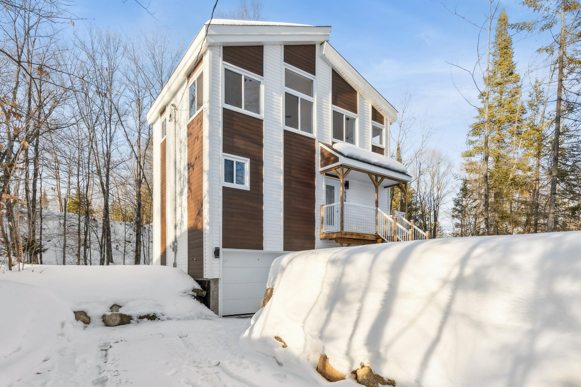 696 Rue des Hirondelles