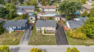 305 Rue Rock-Sauriol