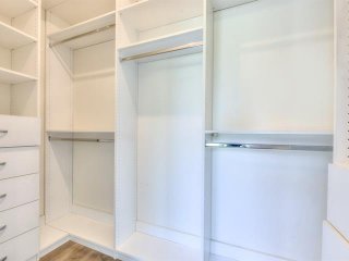 Walk-in closet