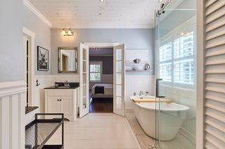 Ensuite bathroom