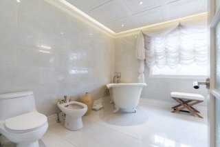 Ensuite bathroom