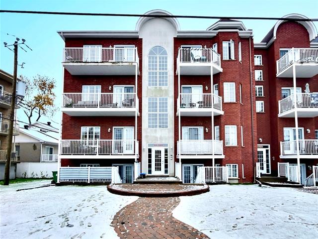 #102 - 10700 Boul. Perras