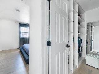 Walk-in closet