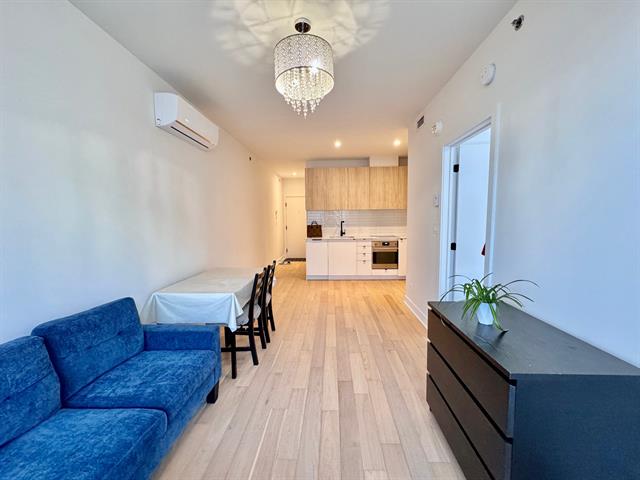 #604 - 288 Rue Richmond