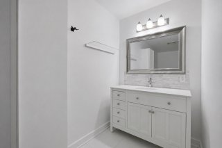 Salle de bains attenante à la CCP