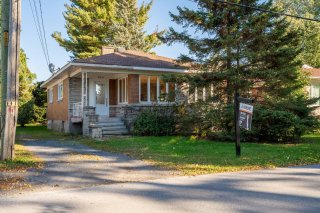 320 Av. de la Pointe-Jameson