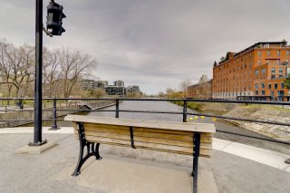Vue sur l'eau