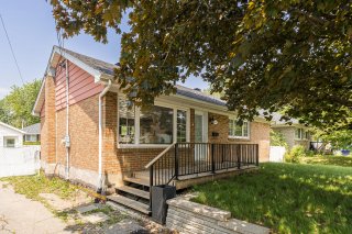 319 Rue Valois