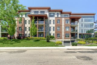 #105 - 79 Av. Elm