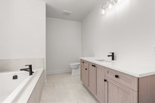 Ensuite bathroom