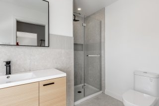 Salle de bains attenante à la CCP