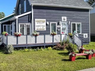 275 Av. Jacques-Cartier