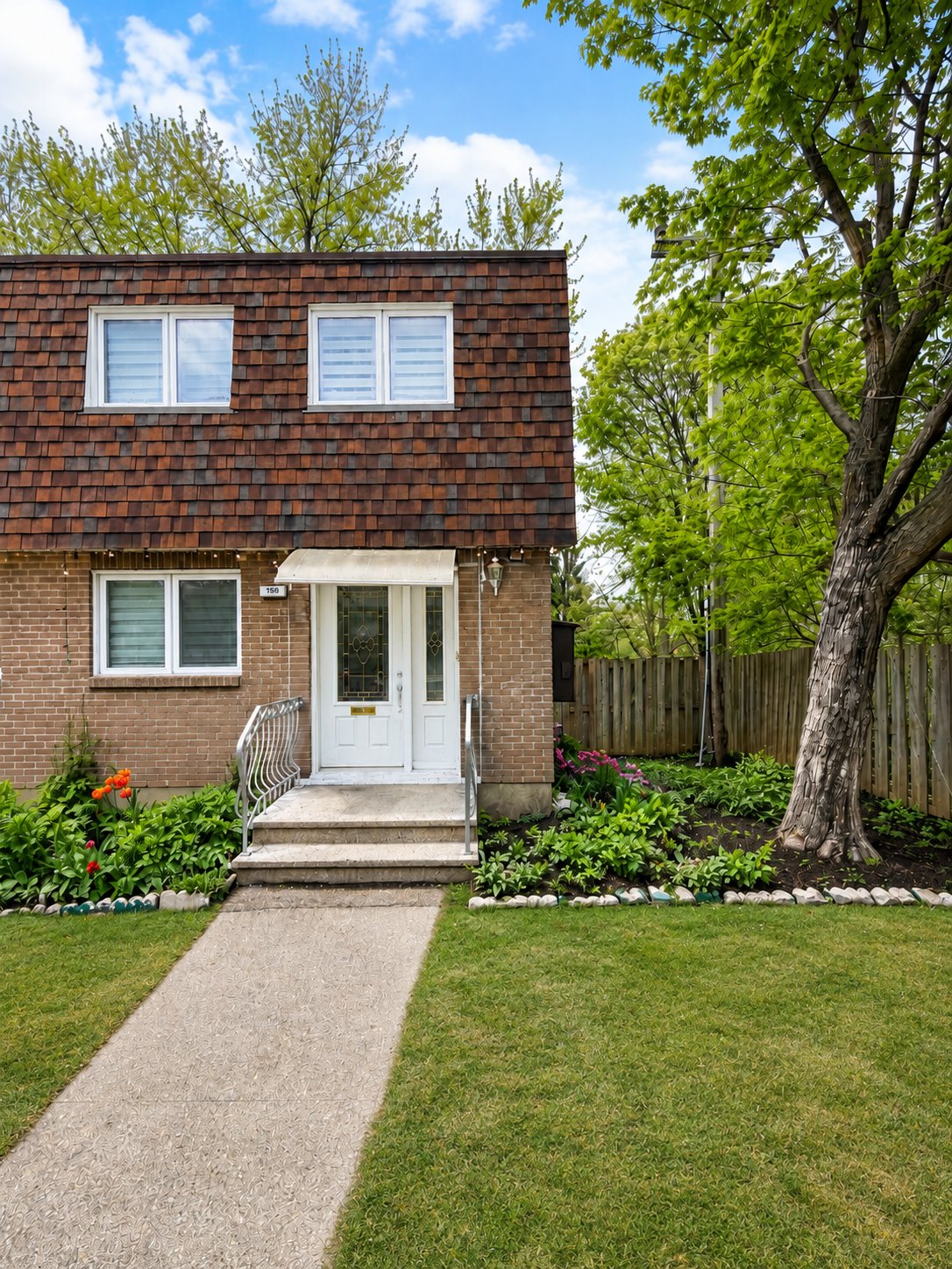 1156 Rue Hyman
