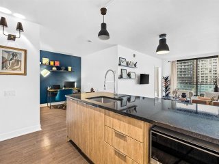 #1308 - 1165 Rue Wellington — photo 1