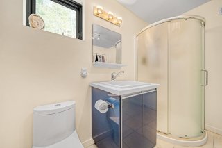 Ensuite bathroom