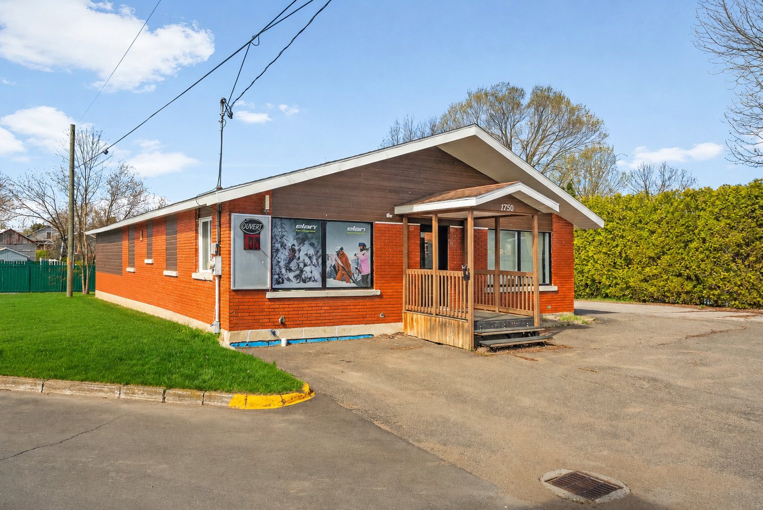 1750 Av. des Hirondelles
