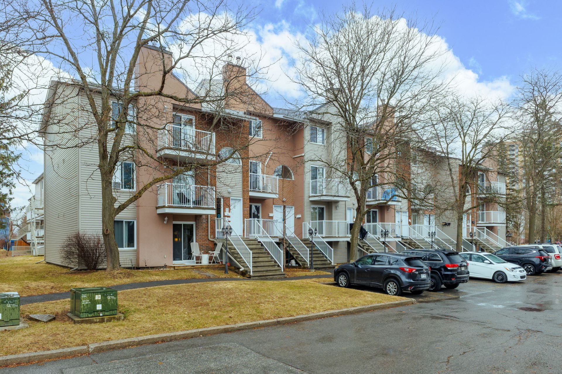 461 Boul. St-Raymond