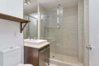 Ensuite bathroom