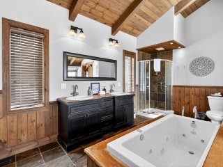 Salle de bains attenante à la CCP