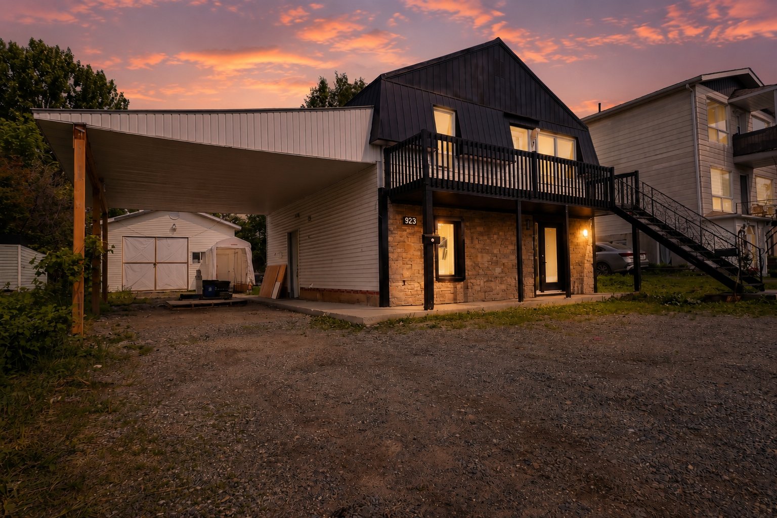 923 Av. Brébeuf