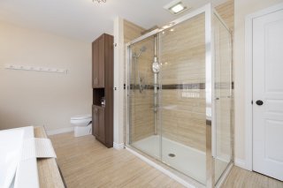 Salle de bains attenante à la CCP