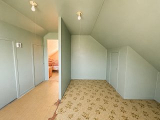Den