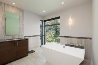 Ensuite bathroom