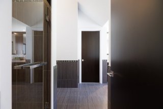 Ensuite bathroom