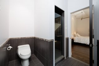 Ensuite bathroom