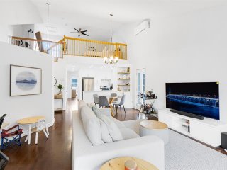 #302 - 230 Rue Larivière