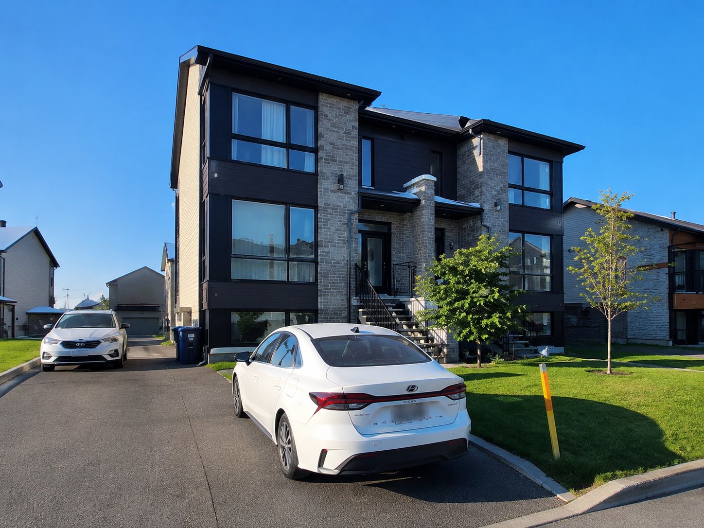 #2 - 59 Rue du Pirée