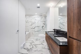 Salle de bains attenante à la CCP