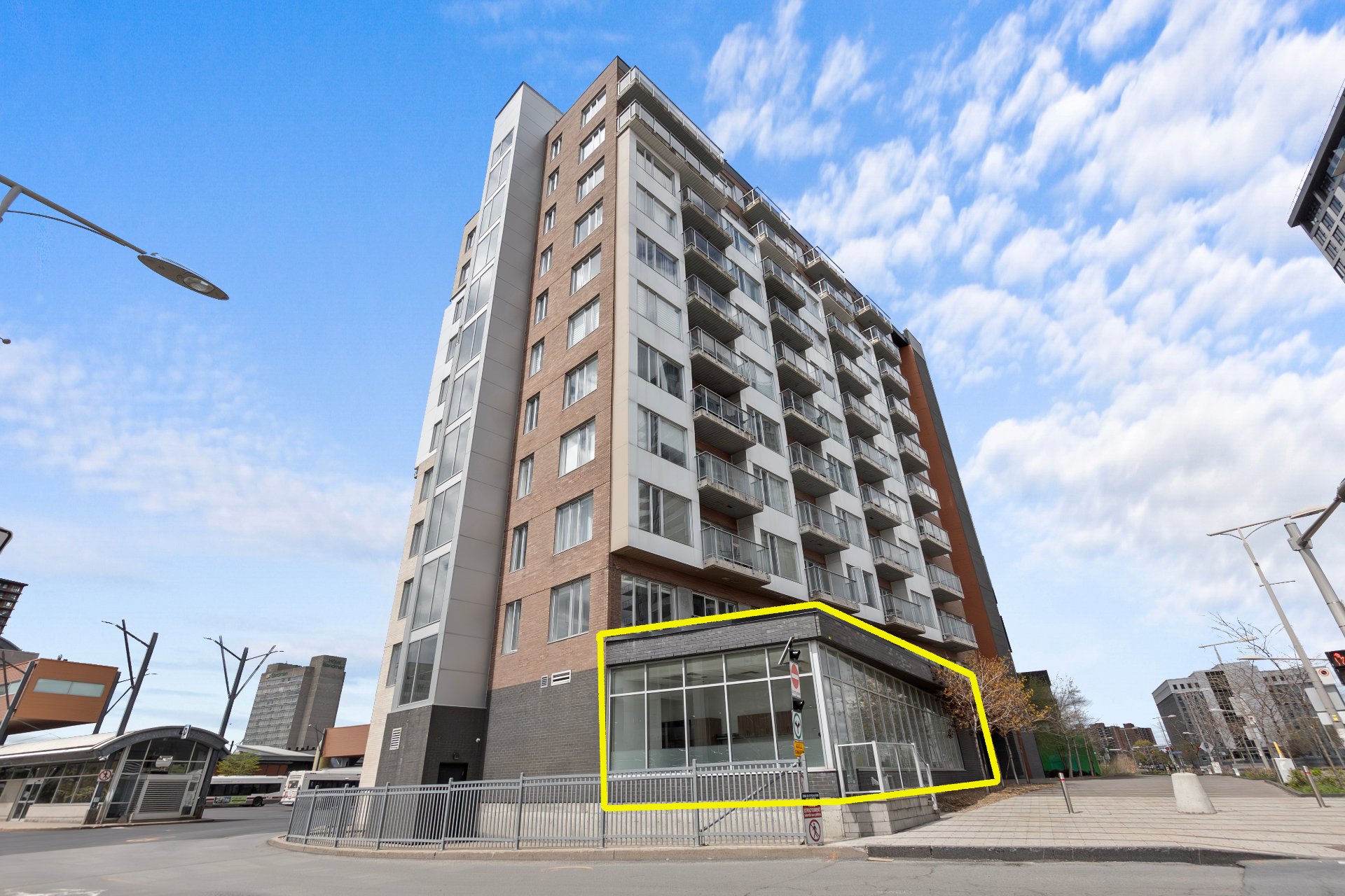 #101 - 1155 Rue St-Charles O.