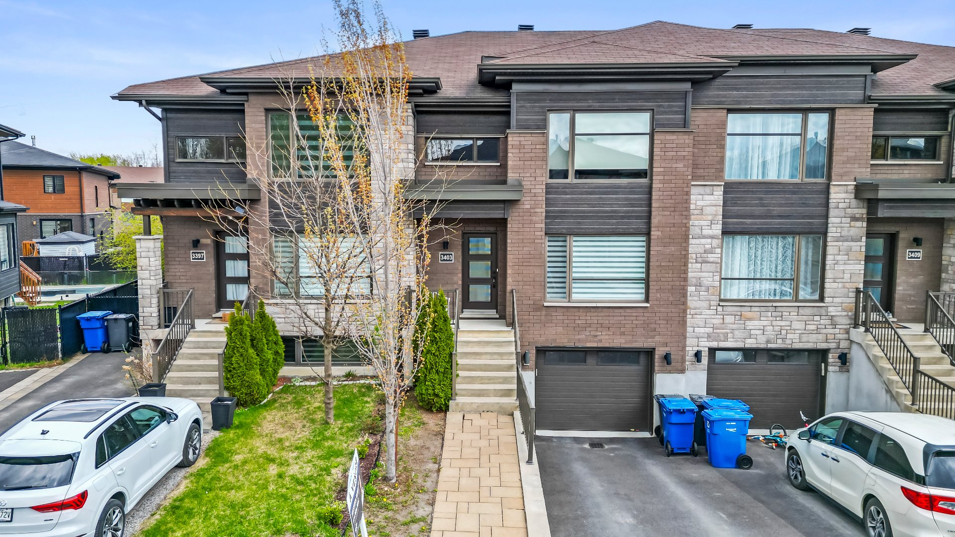 3403 Rue des Sapins