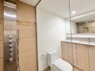 Ensuite bathroom