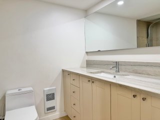 Ensuite bathroom