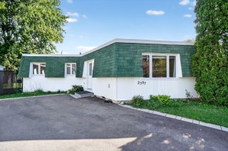 2307 Rue de Carignan