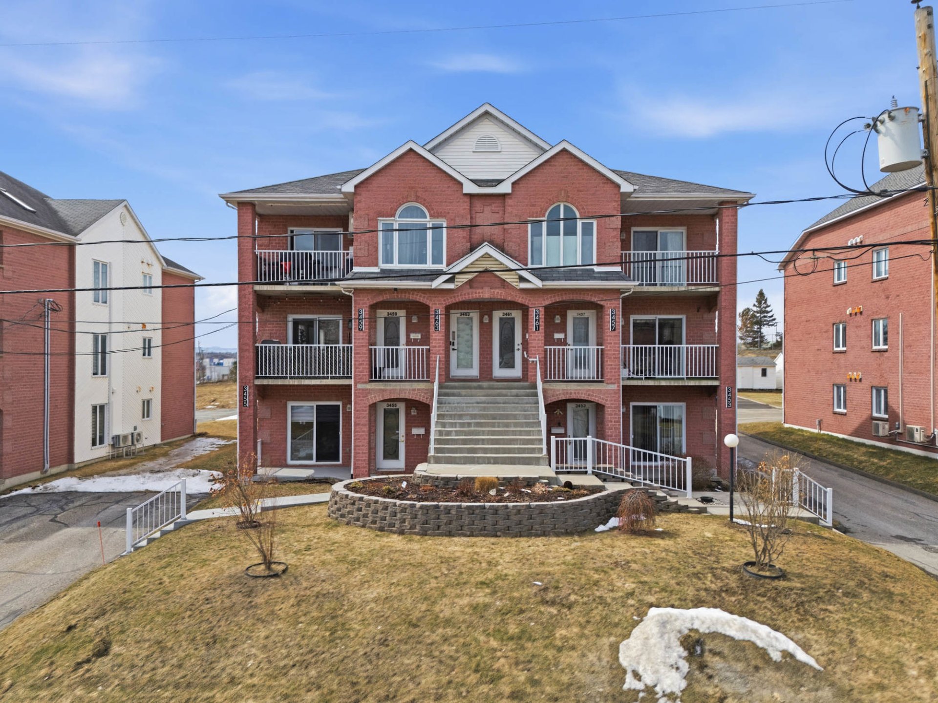 3459 Rue des Chênes