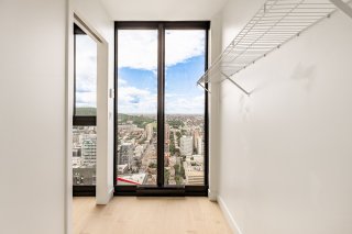 Walk-in closet