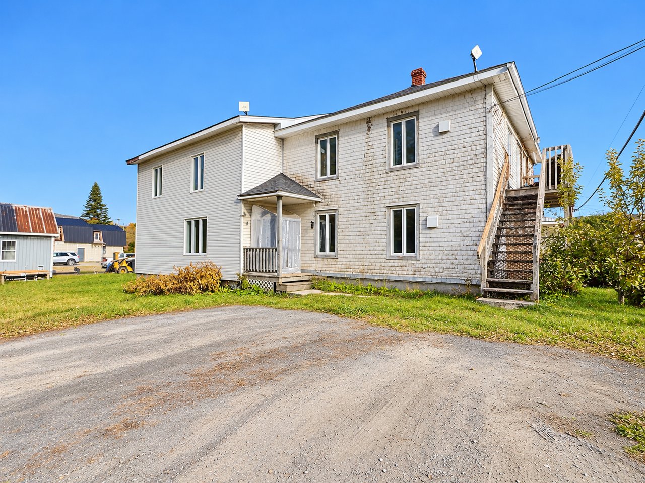 557 Av. de la Vallée