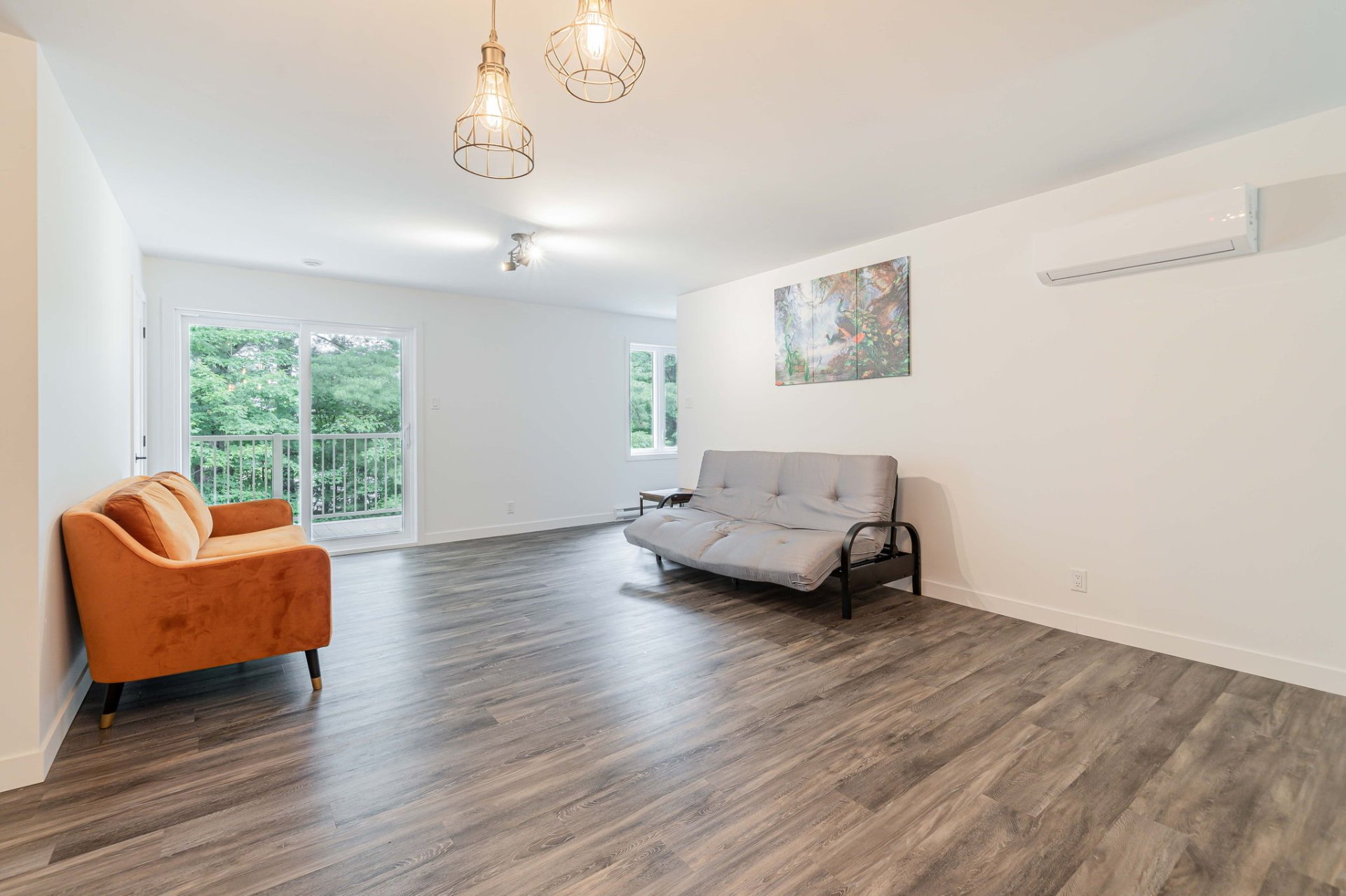 3109 Rue de la Visitation